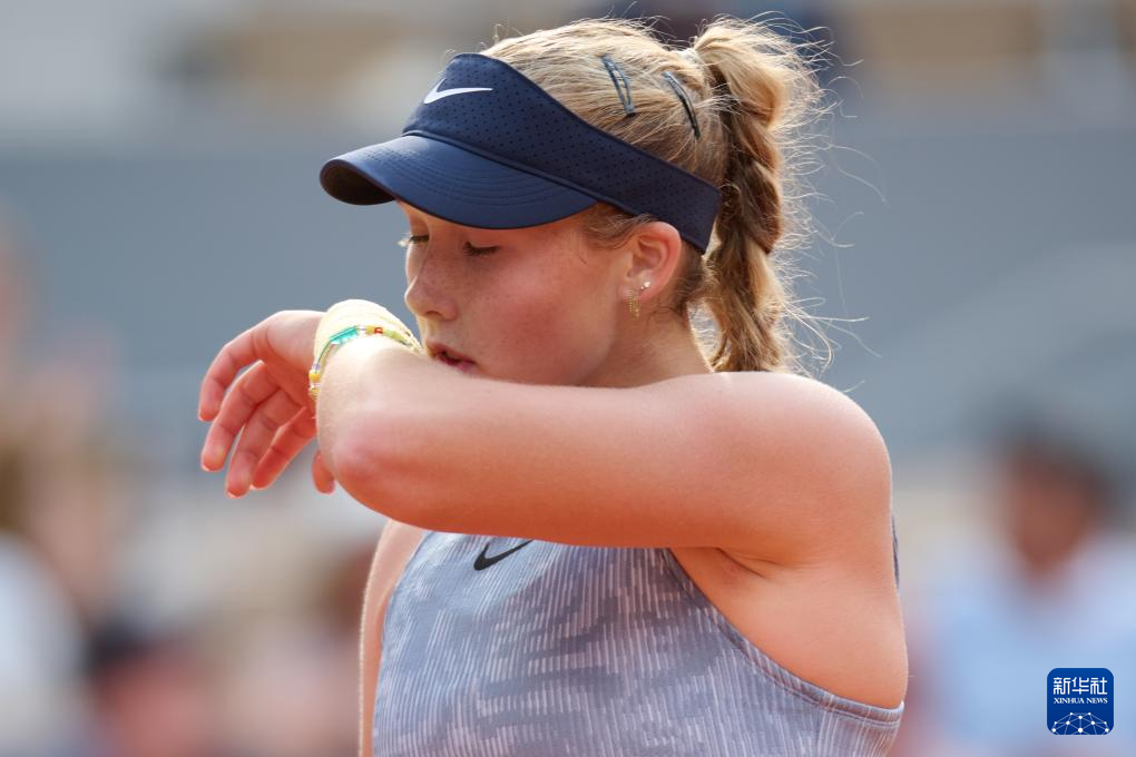 在防守端 在防守端