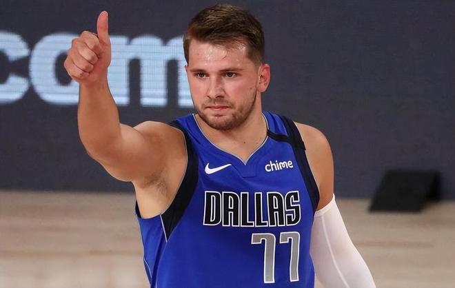 是训练场上 是训练场上